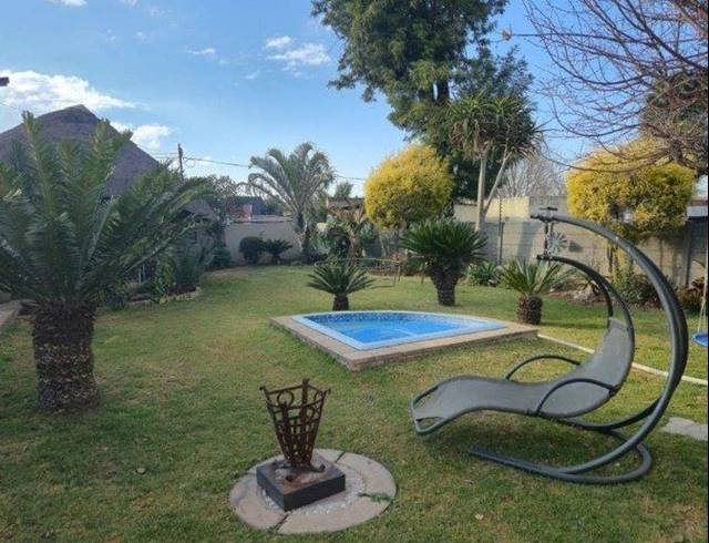 3 BEDROOM HOUSE FOR SALE IN PRIMROSE HILL